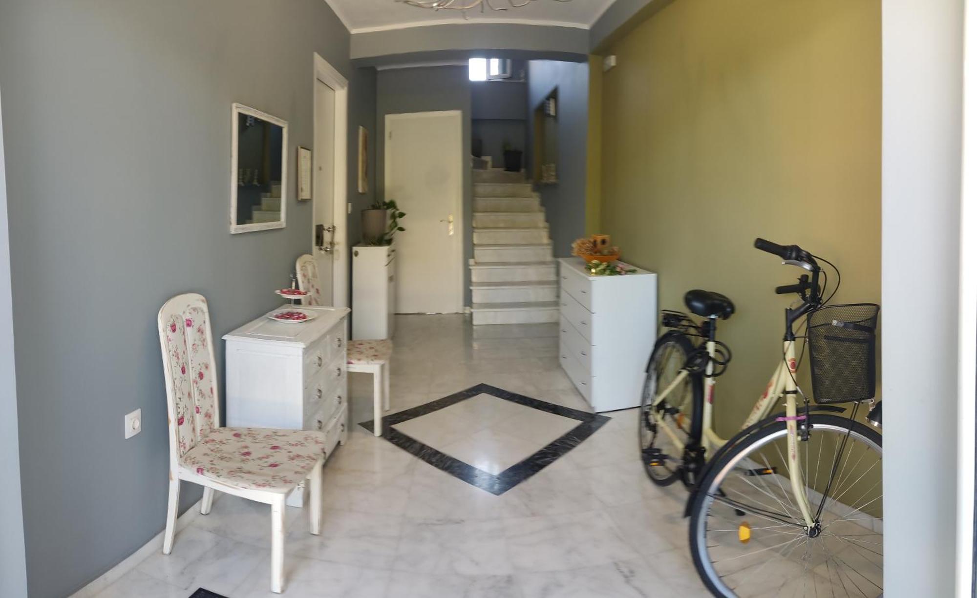Vasilikis Apartment Каламата Екстериор снимка