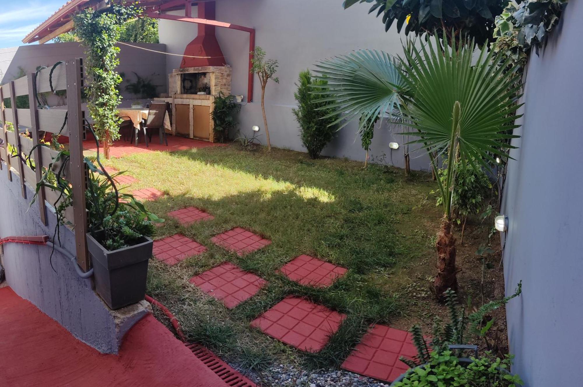 Vasilikis Apartment Каламата Екстериор снимка