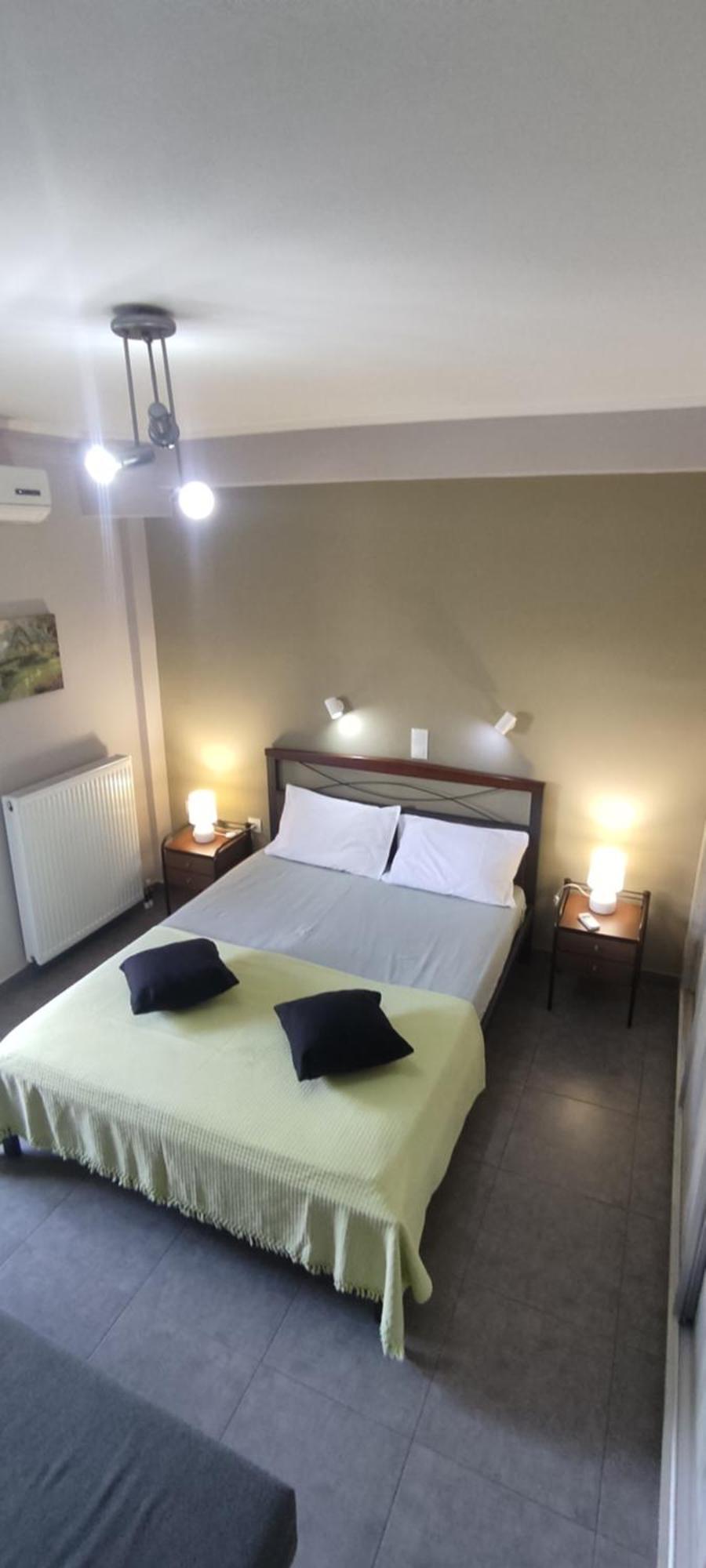 Vasilikis Apartment Каламата Екстериор снимка
